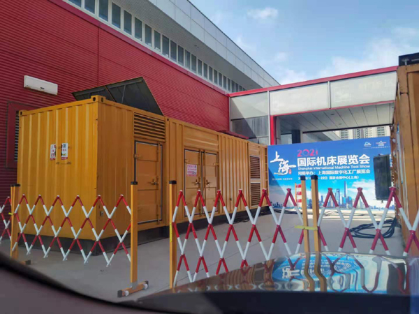 江岸发电车出租-发电机无电压或电压太低怎么办？