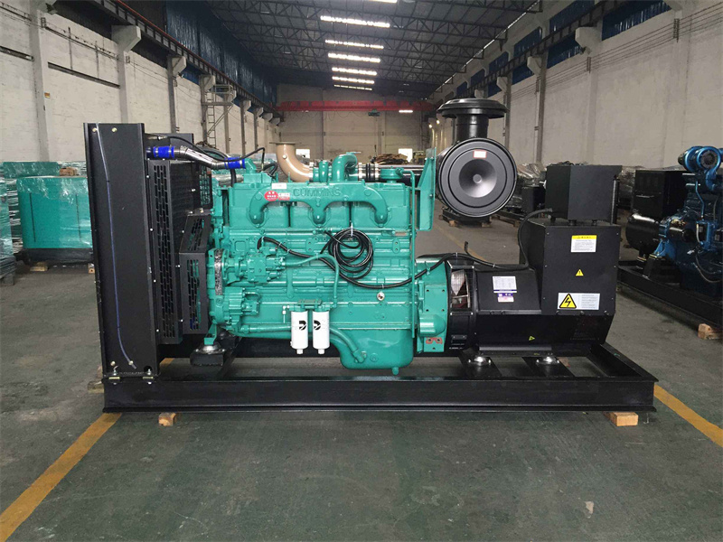 江岸发电机出租租赁如何保证柴油发电机组的正常运行？