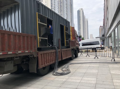 江岸柴油发电机空气滤清器在不同季节的更换周期是否有差异？