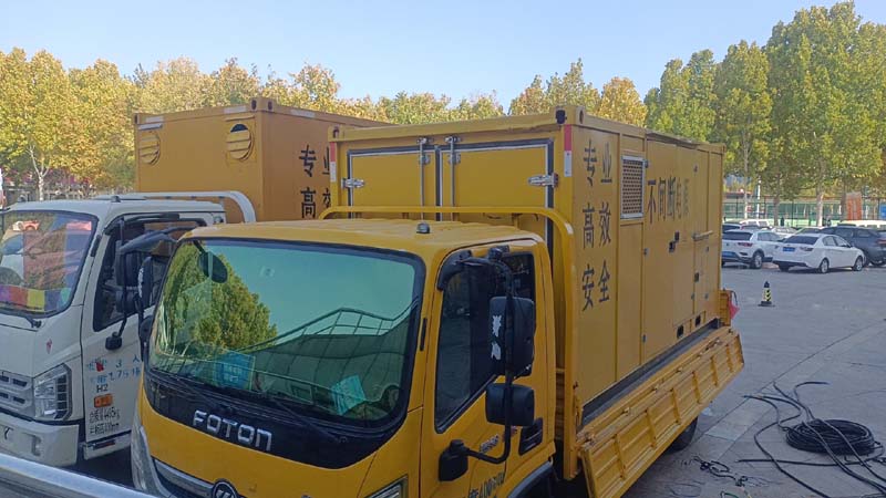 江岸有哪些因素会影响柴油发电机组和UPS电源的切换时间？