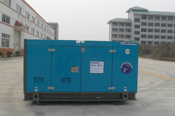 江岸发电机租赁如何正确安装空气滤清器？