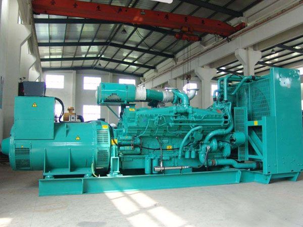 江岸影响800KW发电机组油耗的因素有哪些？